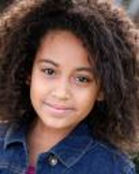 Alexandra Underwood Headshot