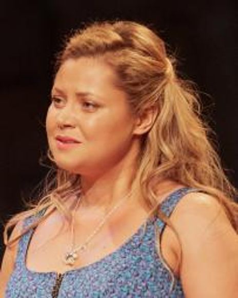 Olivia Darnley Headshot