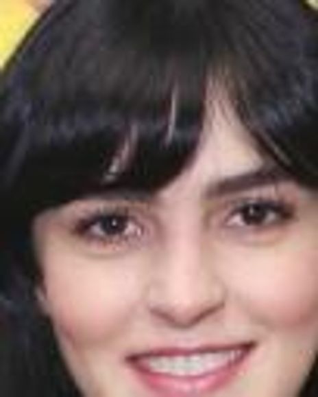 Ali Lohan Headshot
