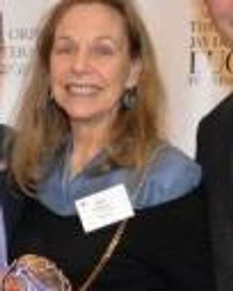 Mitzi Perdue Headshot