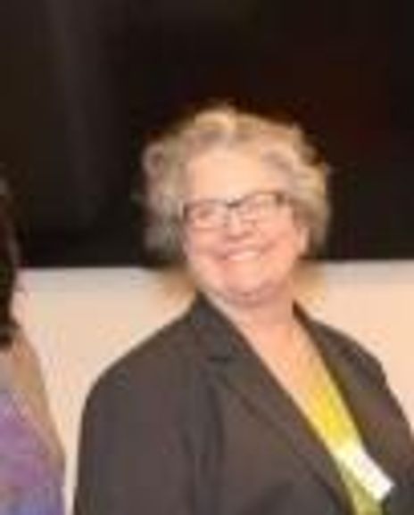 Amanda Pikman Headshot