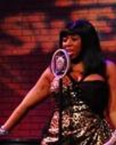 Annie Strong Headshot