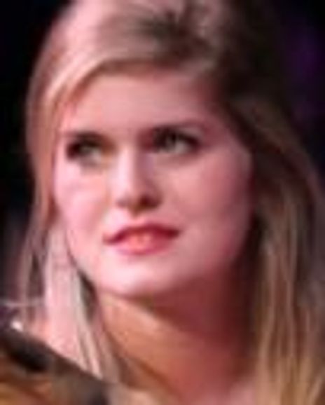 Mackenzie Devlin Headshot