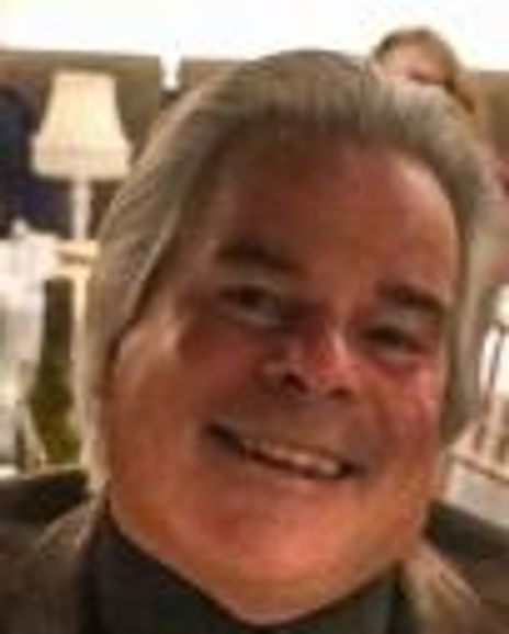 Margo Vonderstaar Casimatidis Headshot