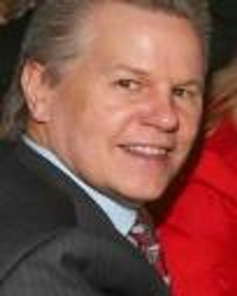 Thomas Bednarek Headshot