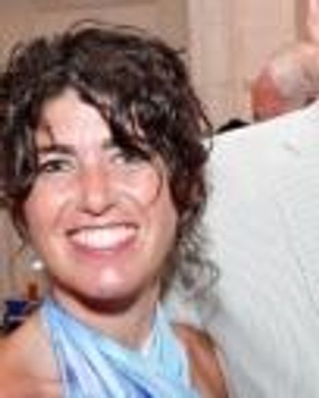 Susan Lundin Headshot