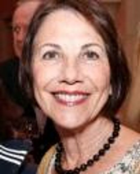 Cloe Gibson Headshot