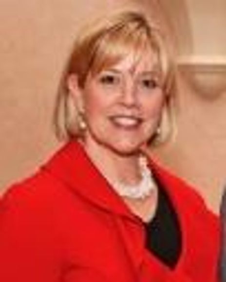 Rena Blades Headshot