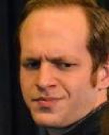 Nathanael Lee Headshot