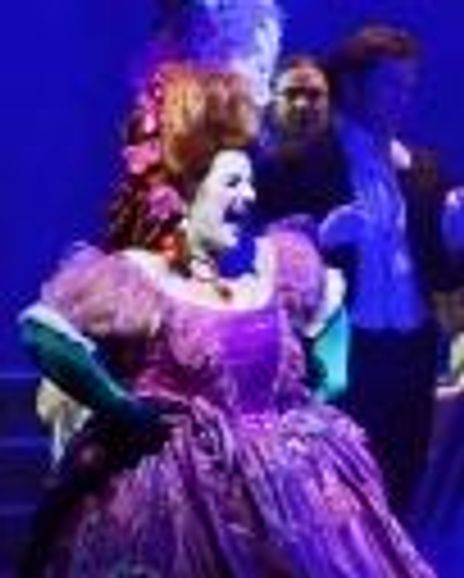 Margot Moreland Headshot