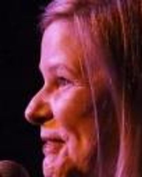 Kristina Sachs Headshot