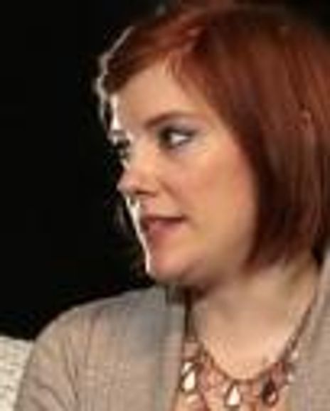 Theresa Hunt Headshot