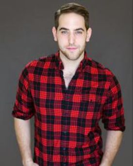 Nic Casaula Headshot