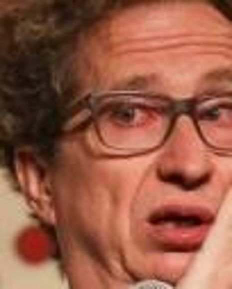 Ross Benett Headshot