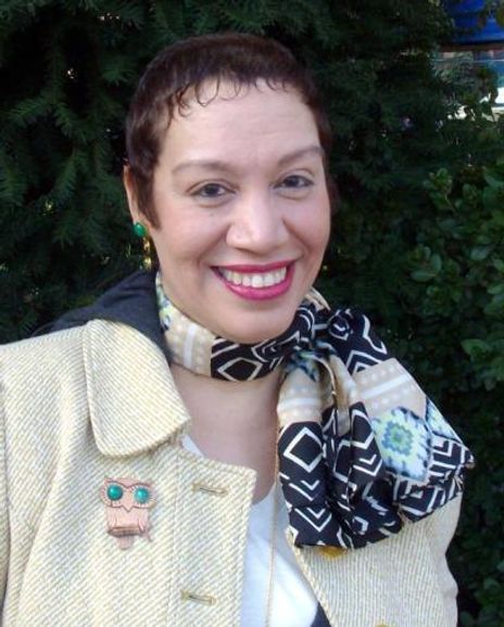 Desi Moreno-Penson Headshot