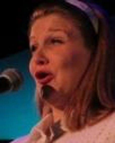 Kerry Gibbons Headshot