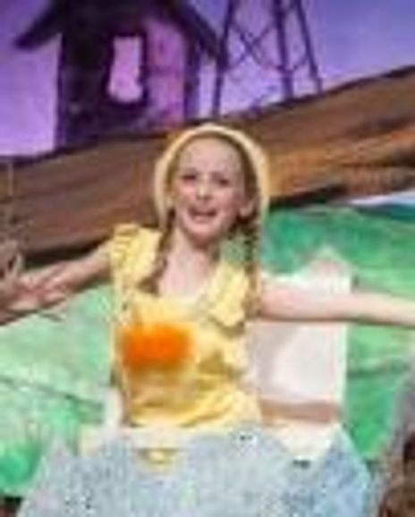 Reese Macicek Headshot