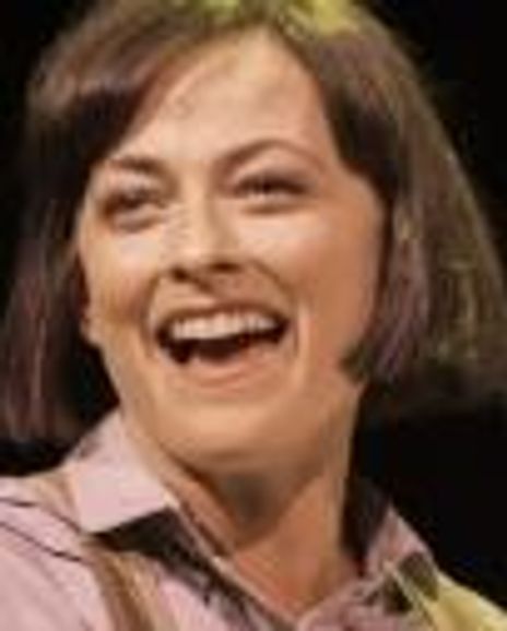 Laura Pulver Headshot