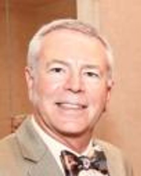 Stephen Nesbitt Headshot