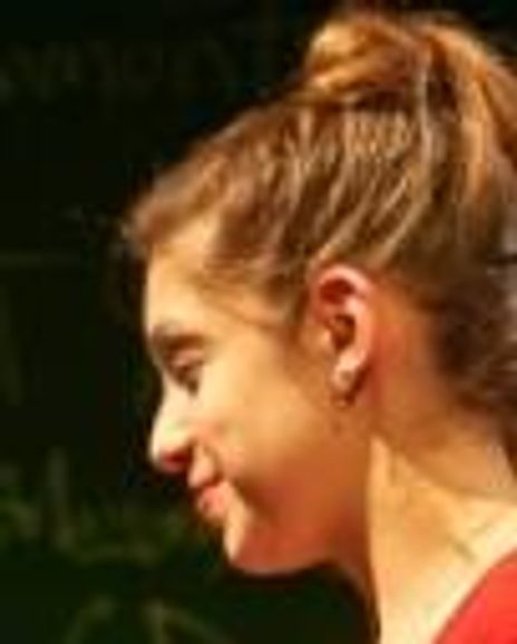 Claire Saxe Headshot