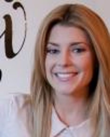 Grace Helbig Headshot