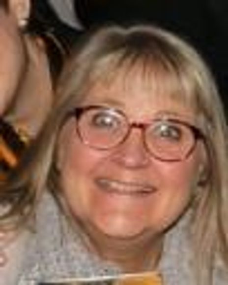 Debbi Whiting Headshot