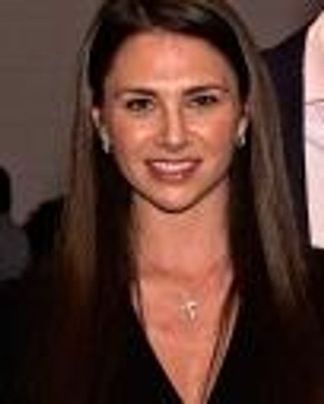 Lauren Zessin Headshot