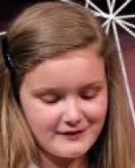 Caitlyn Dean Headshot