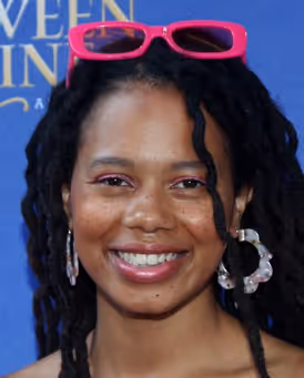 Hillary Fisher Headshot