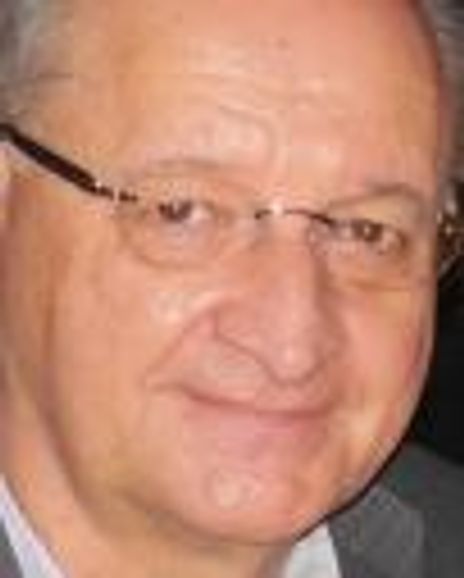 Dana Hackney Headshot