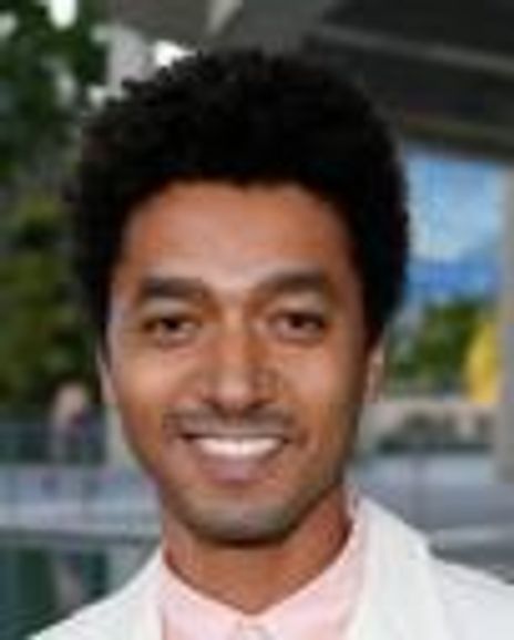 Shawn Carter Peterson Headshot