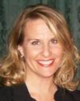 Roberta Duchak Headshot