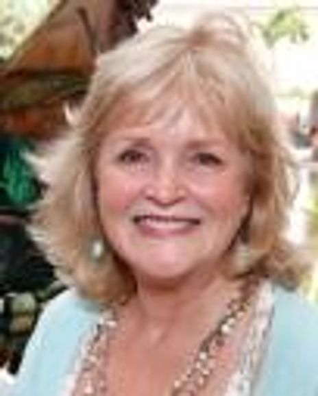 Kathi Kretzer Headshot