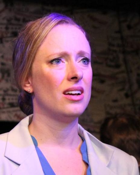 Emily Lynne Headshot