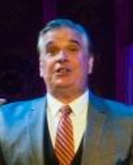 Robert Pavlovich Headshot