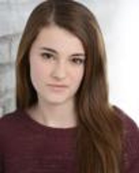 Lauren Esser Headshot