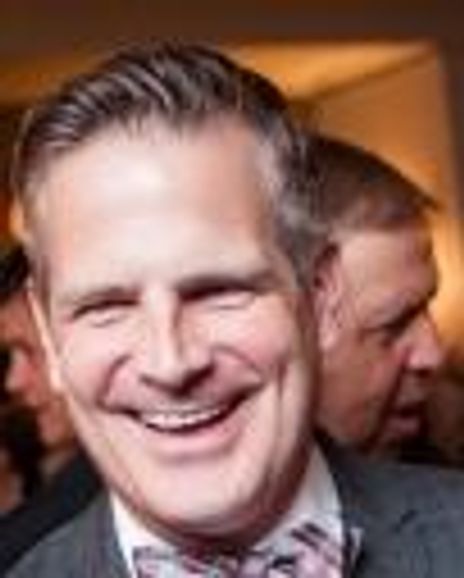 Steve Loucks Headshot