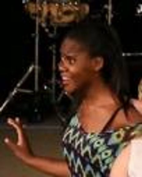 Laura Grass Headshot