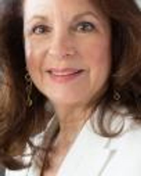 Karen Mandelbaum Headshot