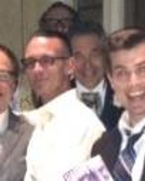 Chuck Palahniuk Headshot