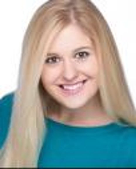 Ashley Rozanski Headshot