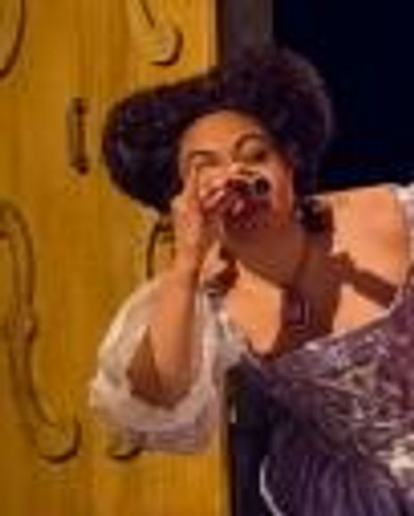 Chantal DeGroat Headshot