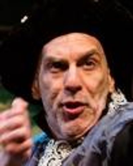 Manolo Santalla Headshot