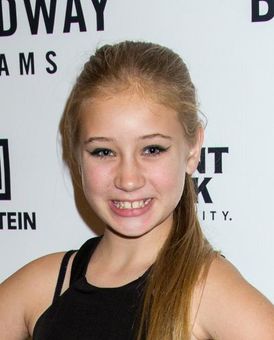 Tori Murray Headshot