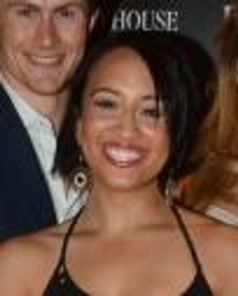 Stephanie Gondolfo Headshot