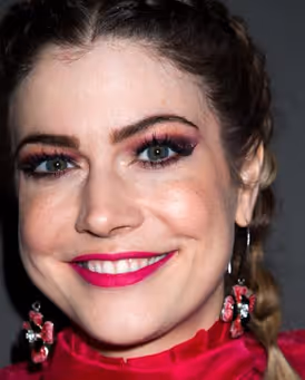 Katlyn Carlson Headshot