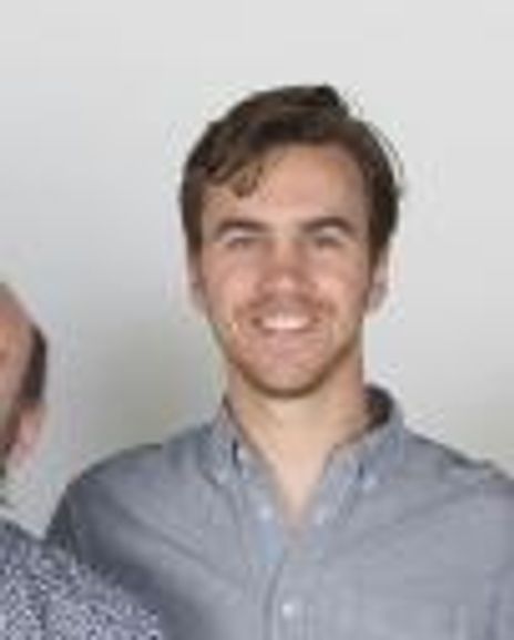 Daniel Petzold Headshot