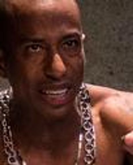 Geoffrey Barnes Headshot