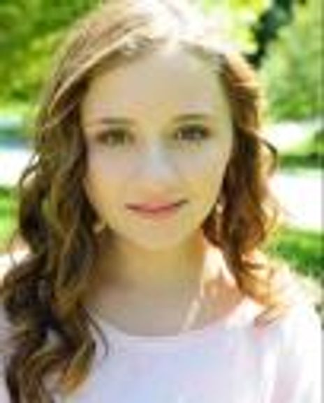 Molly Sorensen Headshot