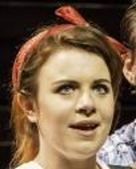 Laura Tebbutt Headshot